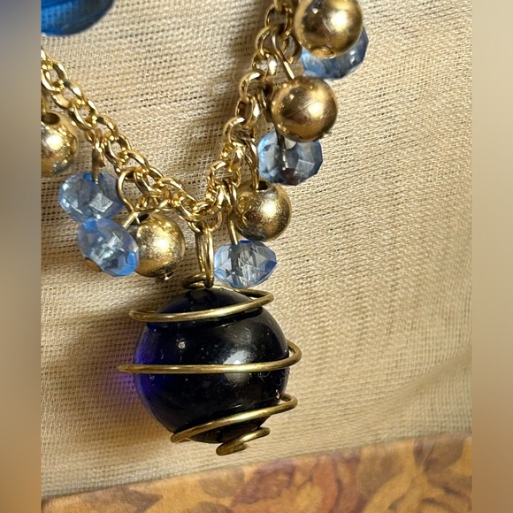 Into the Blue Necklace & Earrings - Picture 2 of 6